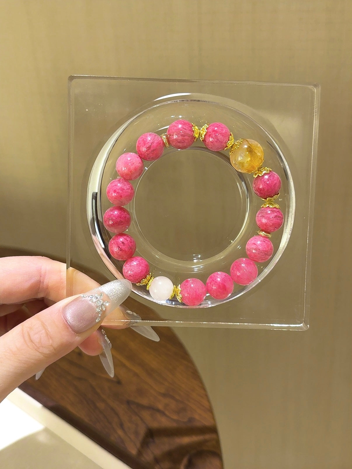▫️▪️ Rose stone yellow gum flower white moonlight bracelet